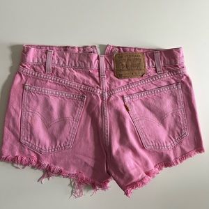 Pink levi shorts